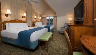 Main Bldg - 2 Bedroom Suite - Club Level Main Bldg - 2 Bedroom Suite - Club Level