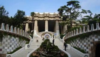 Classic Barcelona and Artistic Barcelona with Lunch