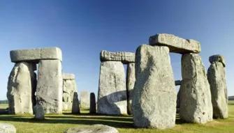 Small Group Tour to Bath and Stonehenge and 2 Course Lunch from London Small Group Tour to Bath and Stonehenge and 2 Course Lunch from London