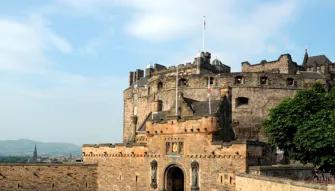Day Trip to Edinburgh with Edinburgh Castle & Bus Tour Day Trip to Edinburgh with Edinburgh Castle & Bus Tour