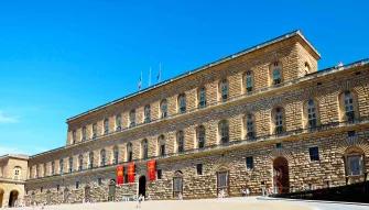 Florence Medici's Mile - Walking along the Path of Medici Residence and Vasari Corridor Florence Medici's Mile - Walking along the Path of Medici Residence and Vasari Corridor