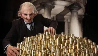 Warner Bros. Studio Tour + 4-hour Hop-On Hop-Off London Bus Tour