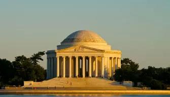 Washington Monuments by Moonlight Night Tour