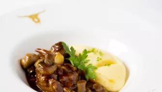 Cocktails for Two with Three Course Meal at a Marco Pierre White Restaurant - Experience Voucher Cocktails for Two with Three Course Meal at a Marco Pierre White Restaurant - Experience Voucher