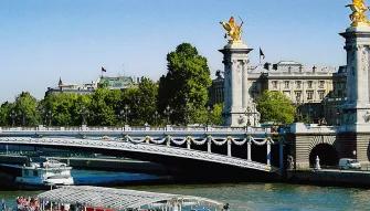 Paris Seinorama - Skip the Line Eiffel Tower Visit, Paris City Tour and Seine Cruise