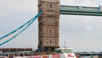River Thames Hop-on Hop-off Sightseeing Cruise & Tower of London Combo Ticket River Thames Hop-on Hop-off Sightseeing Cruise & Tower of London Combo Ticket