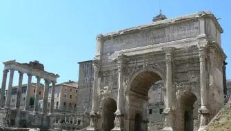 Rome Hop-on/Hop-off Double Decker Bus Tour plus Skip-the-Line Colosseum Entry