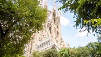Sagrada Familia with Towers Skip the Line Ticket