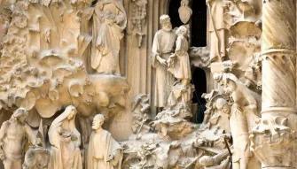 Sagrada Familia and Gaudi Tour