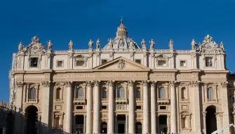 Rome Hop-on/Hop-off Bus Tour Plus SKIP THE LINE Colosseum, Vatican Museums and Sistine Chapel Entry