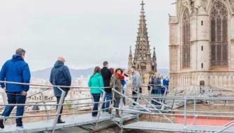 Barcelona in a Day: La Sagrada Família, Casa Milà, Historic Center & Cathedral Rooftop