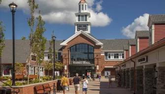 Woodbury Common Premium Outlets Shopping Tour