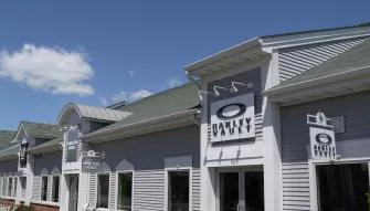 Woodbury Common Premium Outlets Shopping Tour