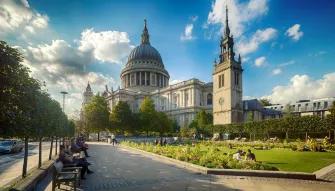 Royal London Tour including St Paul’s Cathedral and Buckingham Palace
