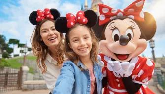 Selfie with Minne Mouse at Disneyland Paris