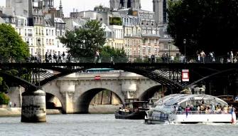 Batobus Hop-on Hop-off Sightseeing Cruise boat on the River Seine