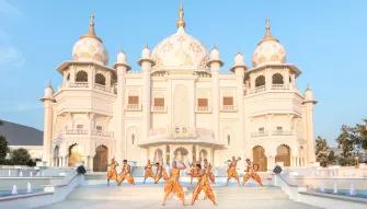Raj Mahal with Dancers outside at Bollywood Parks Dubai