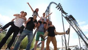STudents in front of Swarm at Thorpe Park
