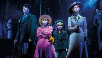 West End Shows - Mary Poppins