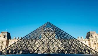 Glass pyramid covering the entrance to the Louvre Museum in Paris