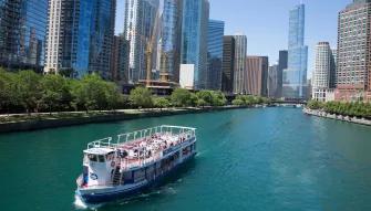 Go City: Chicago All-Inclusive Pass Shoreline Architecture River Cruise