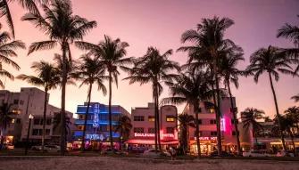 Go City: Miami All-Inclusive Pass The Official Art Deco Walking Tour