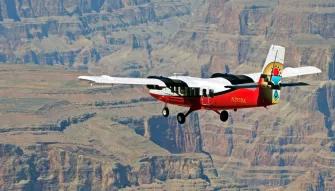 Highlights Over the Grand Canyon