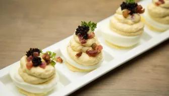 Self-guided Finger Licking Foodie Tour - Downtown