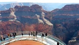 VIP At The Rim Helicopter Tour