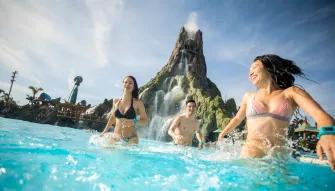 Guests playing in Wave Pool at Universal's Islands of Adventure