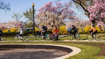 Monuments and Memorials Bike Tour
