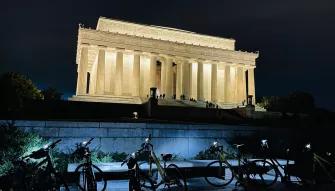 Monuments at Night Bike Tour