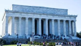 Monuments and Memorials Bike Tour