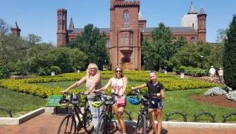 Monuments and Memorials Bike Tour