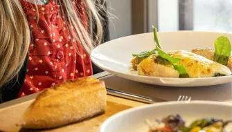 Moulin Rouge, Paris Dinner & Eiffel Tower