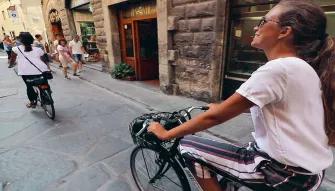 cycling-through-the-streets