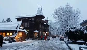 snow-capped-buildings