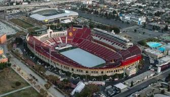 Hollywood & Beyond Helicopter Tour