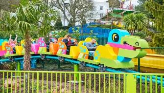 duplo-dino-coaster