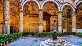 palazzo-vecchio-courtyard