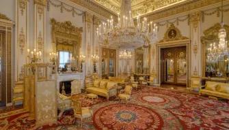 room-inside-buckingham-palace