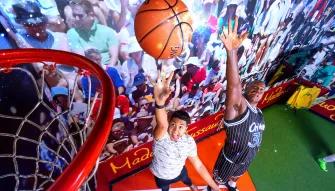 Guests with Shaquille O'Neal at Madame Tussauds Orlando