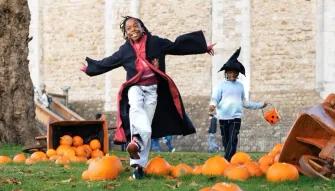 children-enjoying-halloween