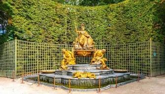 Golden water fountain