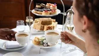 people-with-tea