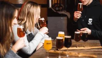 group-enjoying-beers