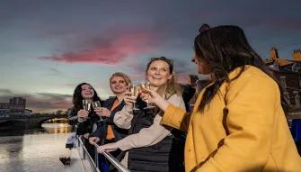 Friends drinking Prosecco