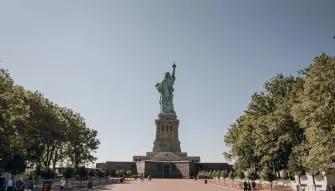 Fully Guided Statue of Liberty Tour with Ellis Island