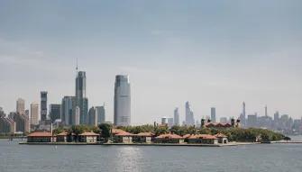 Fully Guided Statue of Liberty Tour with Ellis Island