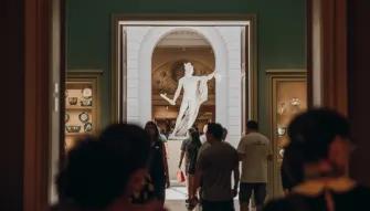 Met Express: Highlights of the Metropolitan Museum of Art